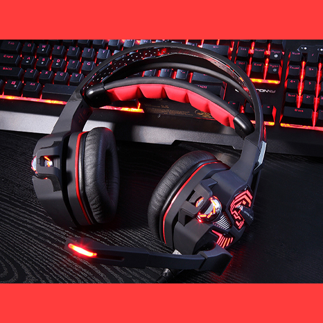 幻彩游戏耳机：VS09M18A